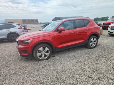 2022 Volvo XC40