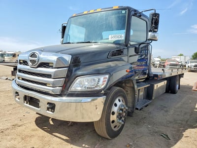 5PVNJ7AP7R5****** 2024 Hino L6