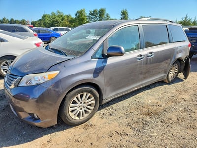 5TDYK3DC5DS****** 2013 Toyota Sienna
