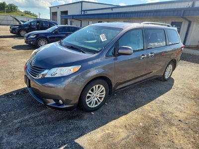 5TDYK3DC0DS****** 2013 Toyota Sienna