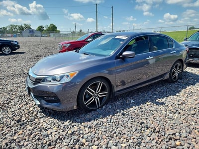1HGCR2F53HA****** 2017 Honda Accord