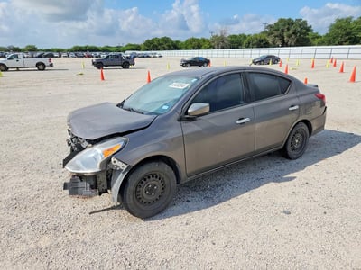 2016 Nissan Versa