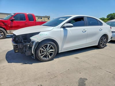 3KPF24AD2PE****** 2023 Kia Forte