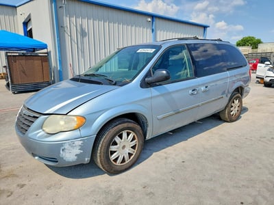 2005 Chrysler Town & Country