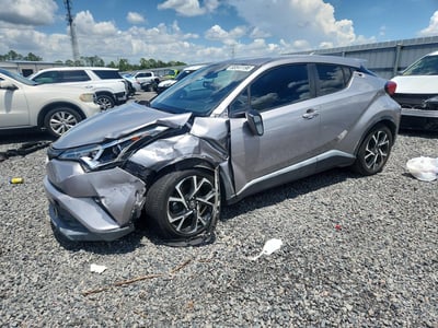 NMTKHMBXXJR****** 2018 Toyota C-HR