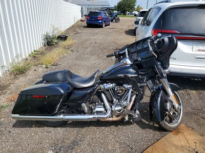 2017 Harley-Davidson FLHX