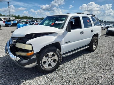 1GNEC13V52R****** 2002 Chevrolet Tahoe