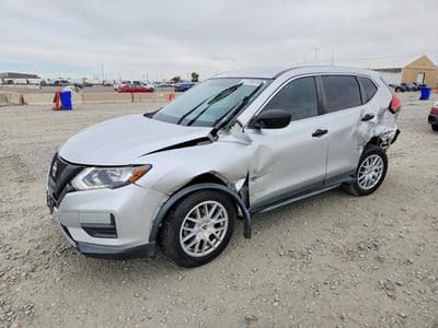 KNMAT2MT5HP****** 2017 Nissan Rogue