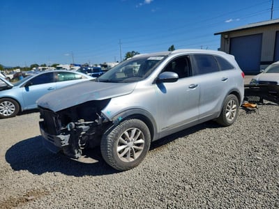 5XYPGDA5XHG****** 2017 Kia Sorento