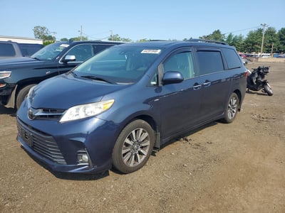 5TDDZ3DC2JS****** 2018 Toyota Sienna