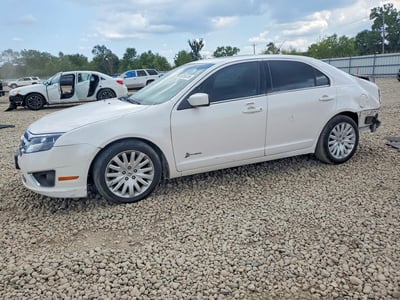 3FADP0L31BR****** 2011 Ford Fusion