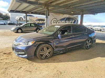 1HGCR2F52GA****** 2016 Honda Accord
