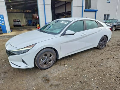 5NPLM4AG9NH****** 2022 Hyundai Elantra