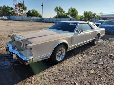 9Y89S69**** 1979 Lincoln Mark V