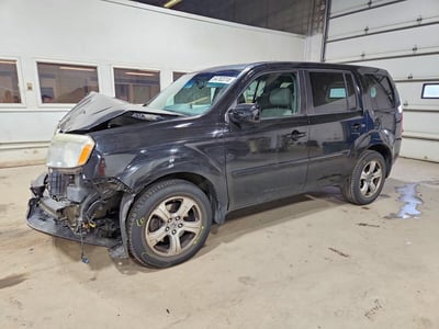 5FNYF4H52FB****** 2015 Honda Pilot