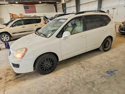 2009 Kia Rondo