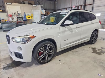 WBXHT3C31G5****** Salvamento y Destrozados 2016 BMW X1 en Springfield