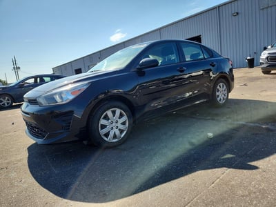 3KPA24AD1ME****** 2021 Kia Rio