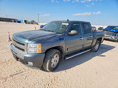 3GCPKSE31BG****** 2011 Chevrolet Silverado