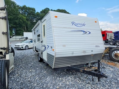 5C1RL23225P****** 2005 Timberland Travel Trailer