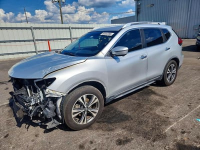 JN8AT2MT3JW****** 2018 Nissan Rogue