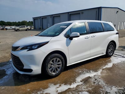 5TDKRKEC8TS****** 2026 Toyota Sienna Hybrid