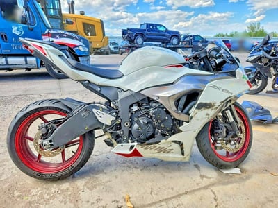 2025 Kawasaki Zx636jr at CO - Littleton: JKBZXJJ12SA