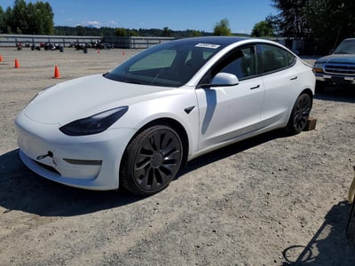 5YJ3E1EC9NF****** 2022 Tesla Model 3