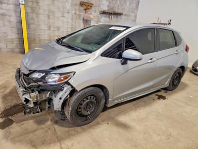 3HGGK5G65JM****** 2018 Honda Fit