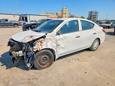 2015 Nissan Versa