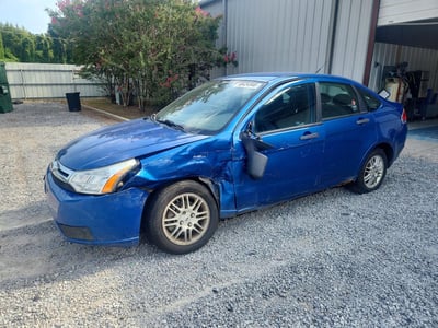 1FAHP3FN1AW****** 2010 Ford Focus