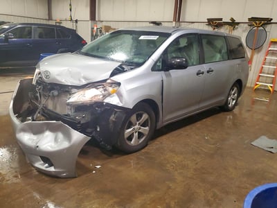 5TDZK3DC0BS****** 2011 Toyota Sienna