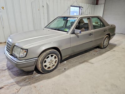 WDBEA32E8SC****** 1995 Mercedes-Benz E-Class
