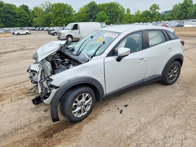 JM1DKFB75M1****** 2021 Mazda CX-3