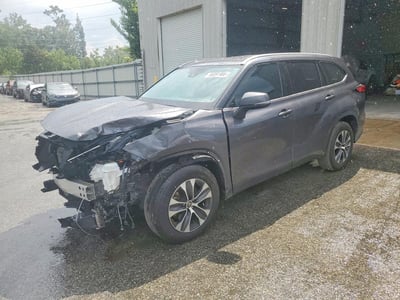 5TDHZRAH6NS****** 2022 Toyota Highlander