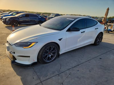 5YJSA1E68NF****** 2022 Tesla Model S