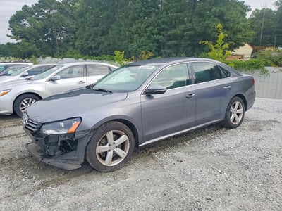 1VWBP7A36CC****** 2012 Volkswagen Passat