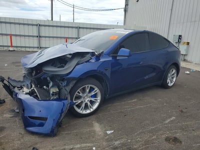 5YJYGDEE1LF****** 2020 Tesla Model Y