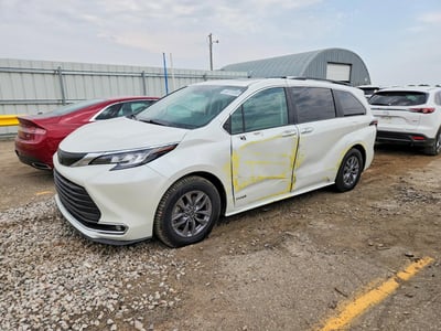 5TDJRKEC2MS****** 2021 Toyota Sienna