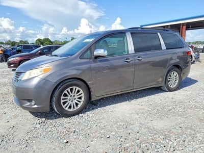 5TDYK3DC5FS****** 2015 Toyota Sienna