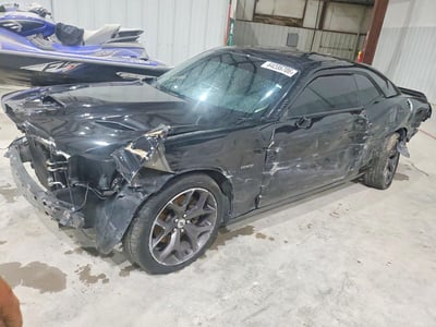 2C3CDZBT2JH****** 2018 Dodge Challenger