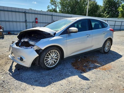 1FADP3N24EL****** 2014 Ford Focus