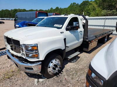 2019 International CV515