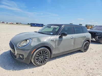 WMWLN5C5XJ2****** 2018 MINI Clubman