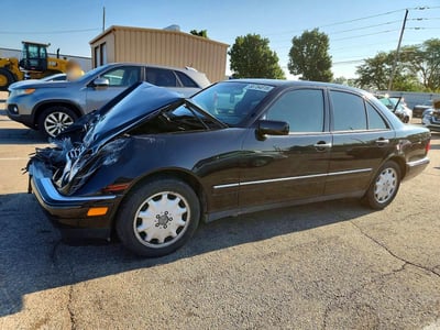 WDBJF65H1XA****** 1999 Mercedes-Benz E-Class