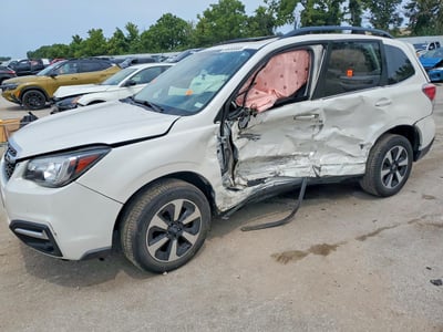JF2SJARC5JH****** 2018 Subaru Forester