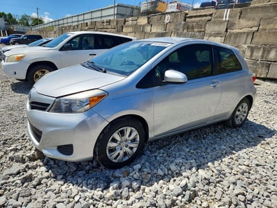 JTDJTUD39CD****** 2012 Toyota Yaris