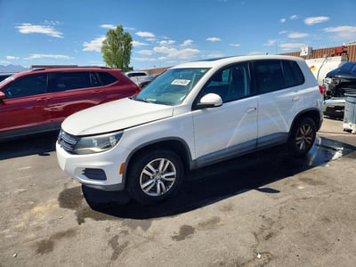 WVGAV7AX2CW****** 2012 Volkswagen Tiguan