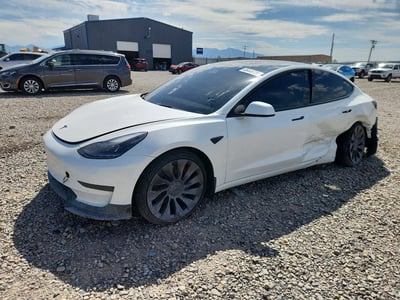 5YJ3E1EC8NF****** 2022 Tesla Model 3