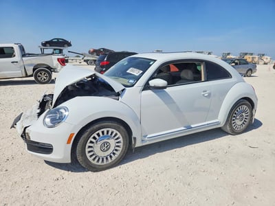 3VWJ07AT6GM****** 2016 Volkswagen Beetle